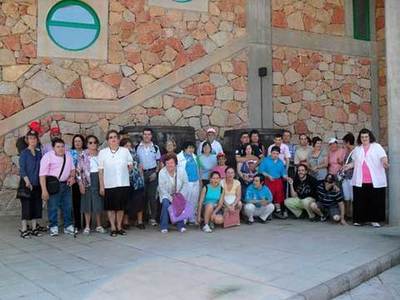 VISITA A LA FABRICA DE DANONE  y CASTILLO DE SALAS